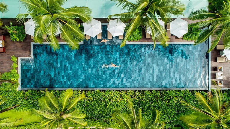 Hồ bơi khu Club Intercontinental