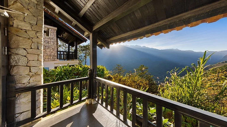 Ban công phòng Villa