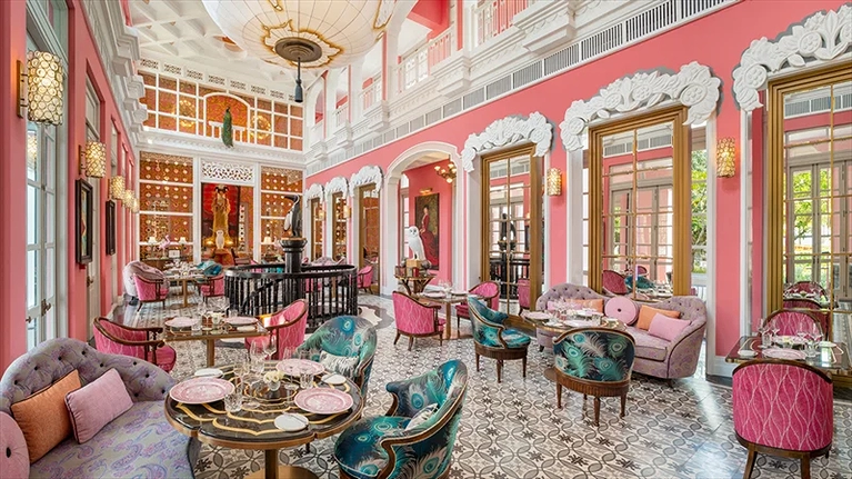 Phòng ăn Pink Pearl đẳng cấp