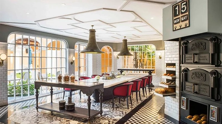 Nhà hàng bánh Âu French & Co