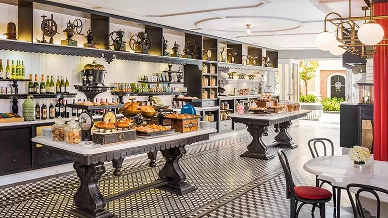 Nhà hàng bánh Âu French & Co