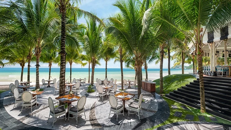 Nhà hàng hải sản Red Rum