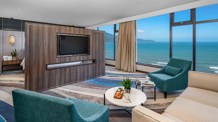 Phòng Grand Suite với không gian riêng biệt