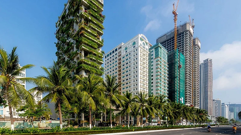 Quang cảnh bên ngoài