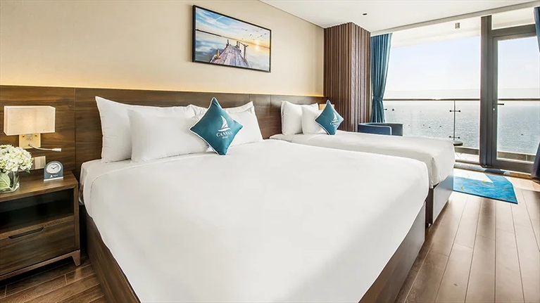 Grand Beach Front Triple