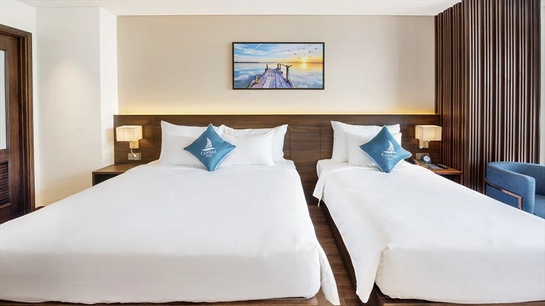 Grand Beach Front Triple