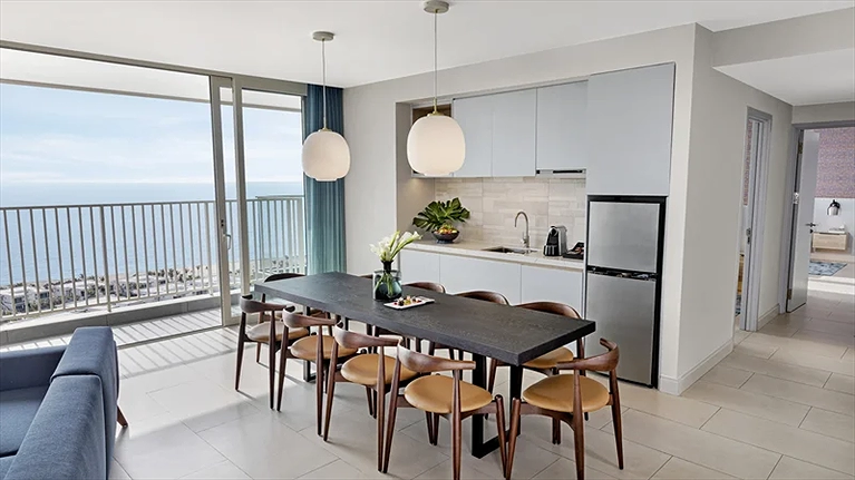 Căn Suite hướng biển