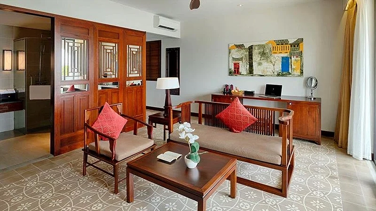 Executive Suite River View