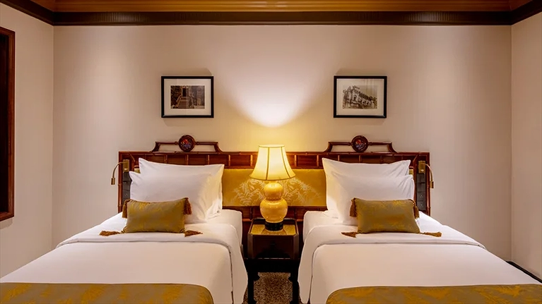 Deluxe hướng thành phố