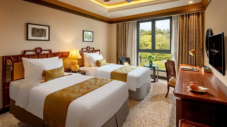 Deluxe hướng thành phố