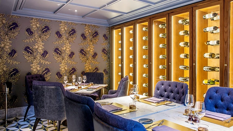 Angelina Cocktail Bar & Restaurant