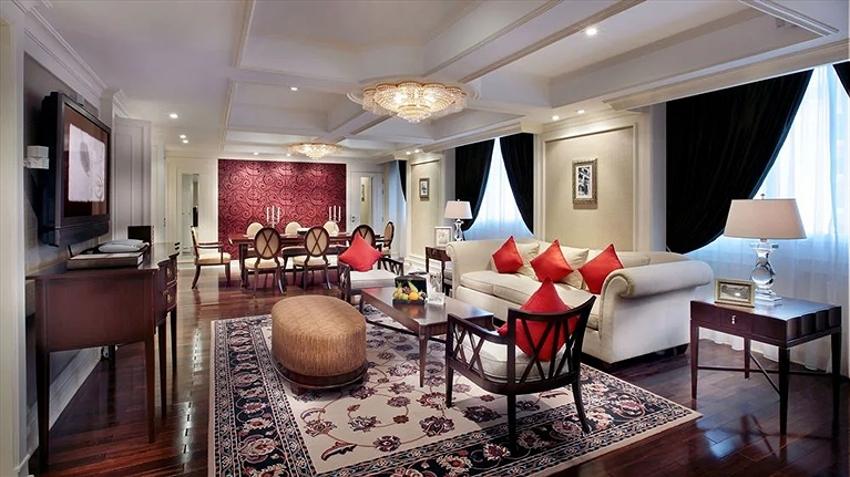 Grand Prestige Suite