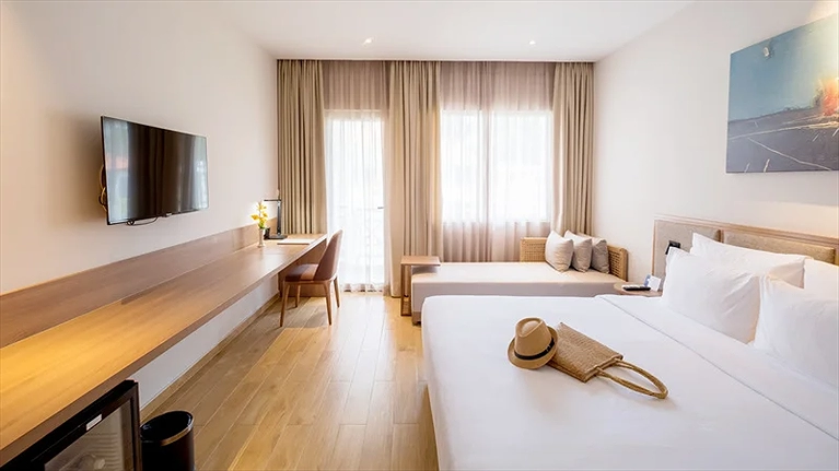 Premium Wooden Deluxe