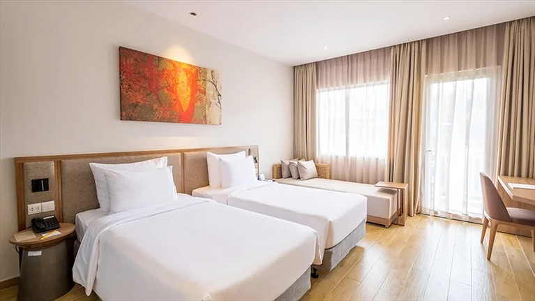 Premium Wooden Deluxe