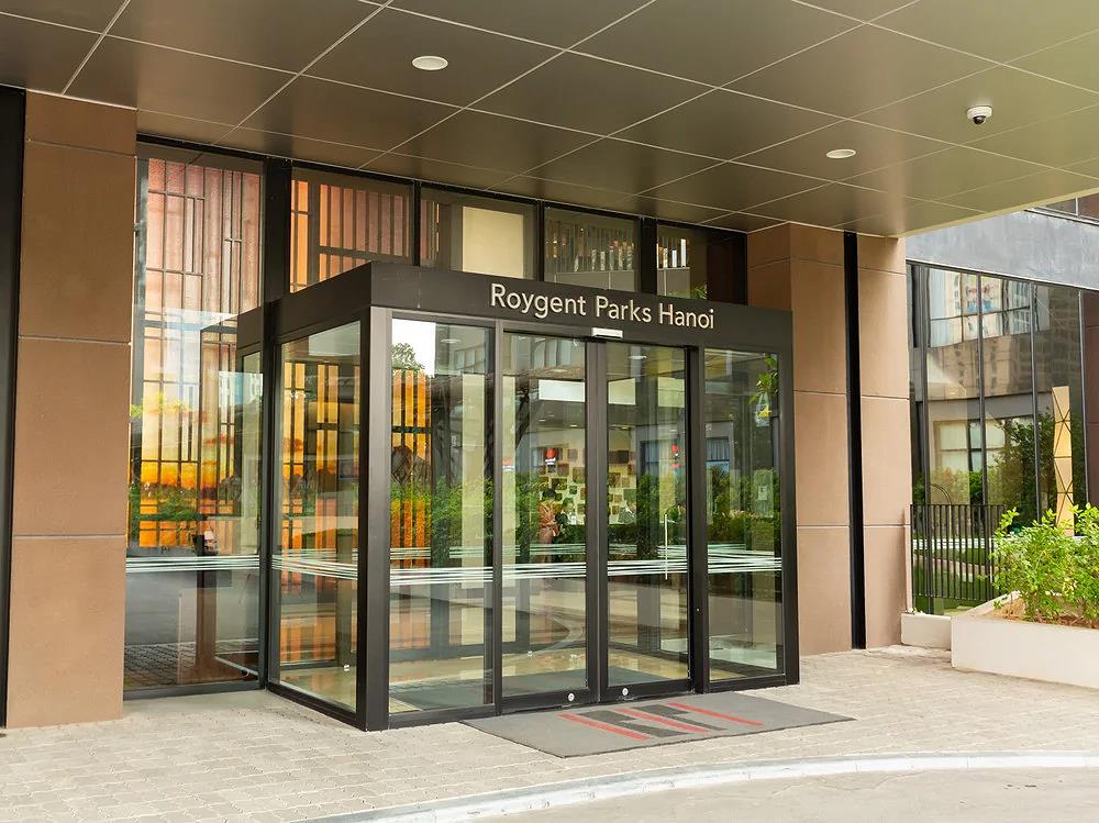 Khách sạn Roygent Parks Hà Nội