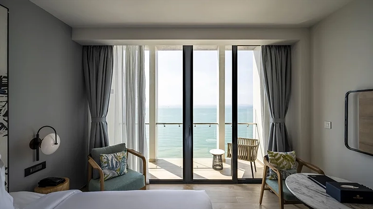 Tầm nhìn trọn vẹn biển từ phòng Executive