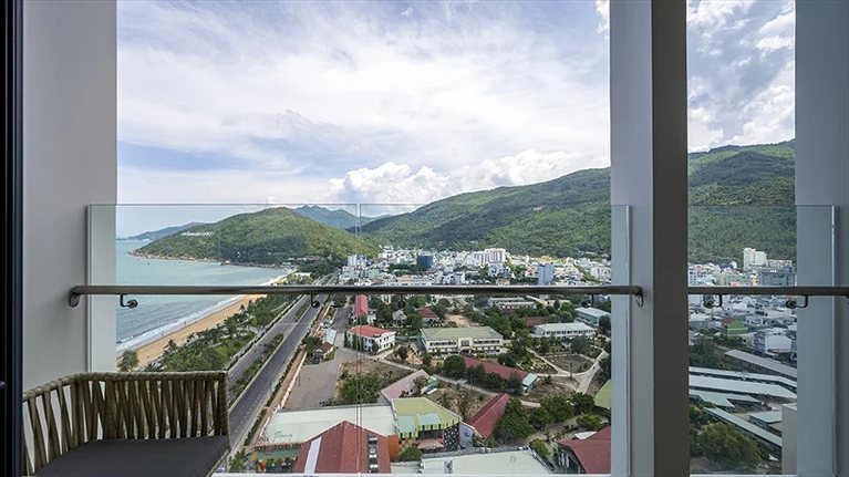 Hướng nhìn từ ban công phòng Phòng Superior Sea Side