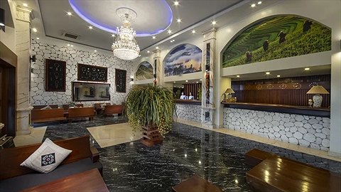 Khu vực Lễ Tân và khu vực chờ