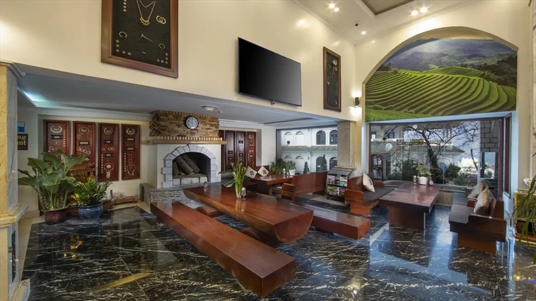 Khu vực Lễ Tân và khu vực chờ