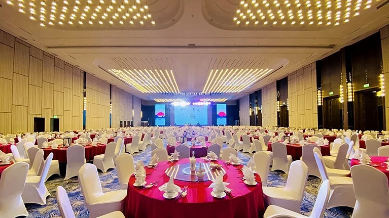 Khu vực tổ chực tiệc và hội nghị lớn