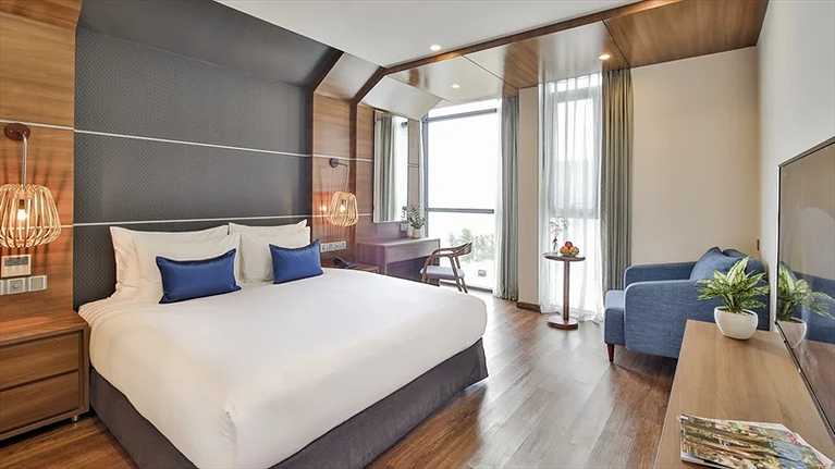 Partial Sea View Oasis