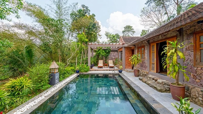 Traditional Vietnamese Pool House - Diện tích 130m2 có hồ bơi riêng