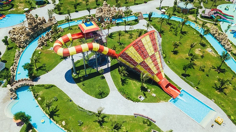 Đường trượt lốc xoáy Tornado