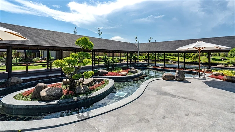 A round the world - Khu tắm khoáng Wabisabi phong cách Nhật (Khu công viên suối khoáng)