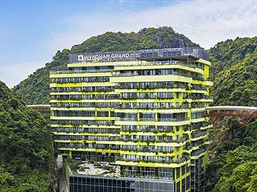 Flamingo Cát Bà Resort