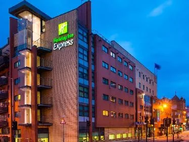 Holiday Inn Express Glasgow City Centre Riverside, an IHG Hotel