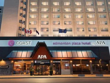 Coast Edmonton Plaza Hotel by APA