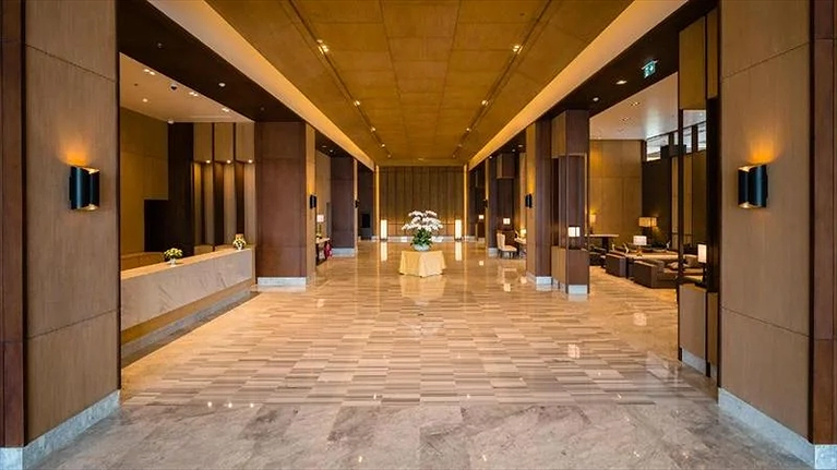 Khu vực lễ tân thực hiện thủ tục check-in & check-out