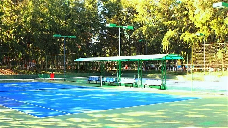 Sân Tennis