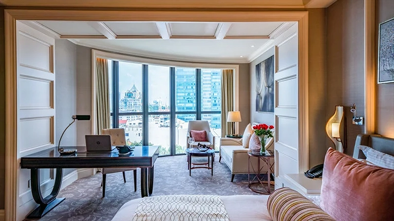 Signature Studio Room