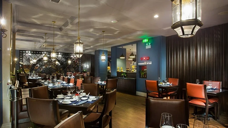 khu vực nhà hàng sang trọng