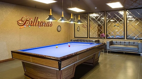 Bàn billboard giải trí cho khách hàng