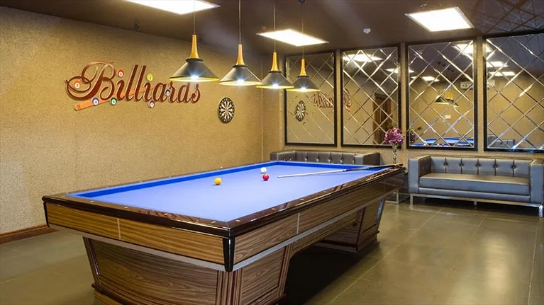 Bàn billboard giải trí cho khách hàng