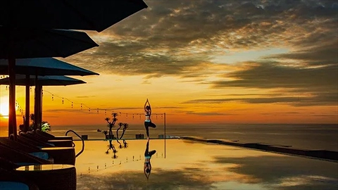 Hồ bơi vô cực tại tầng thượng