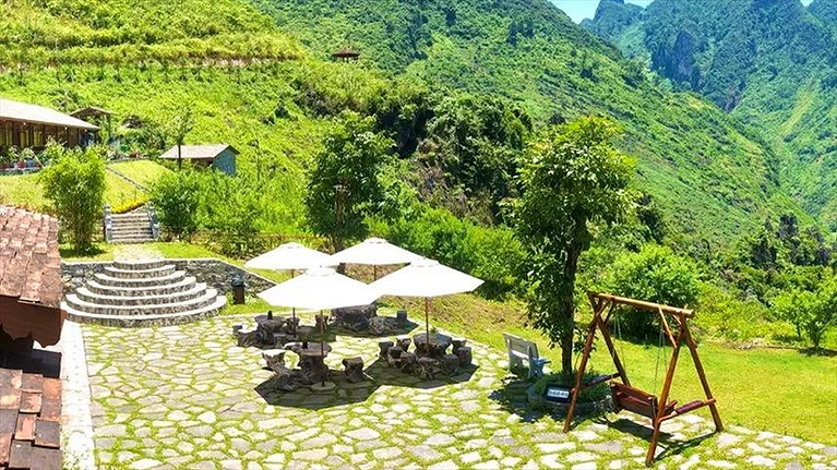 Quang cảnh bên ngoài