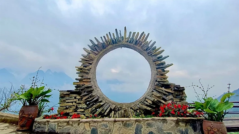 Quang cảnh bên ngoài