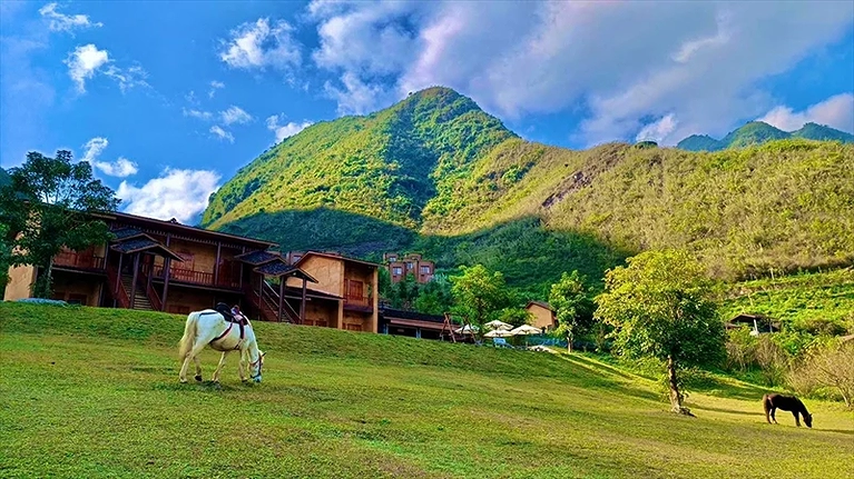 Quang cảnh bên ngoài