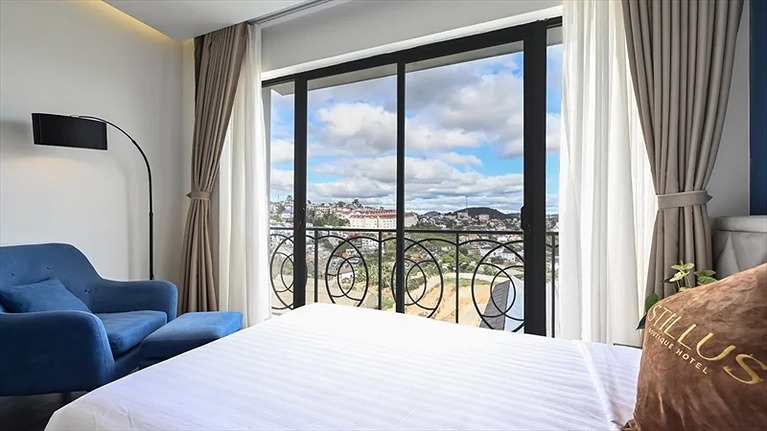 Tông màu sang trọng tại phòng Premier Family