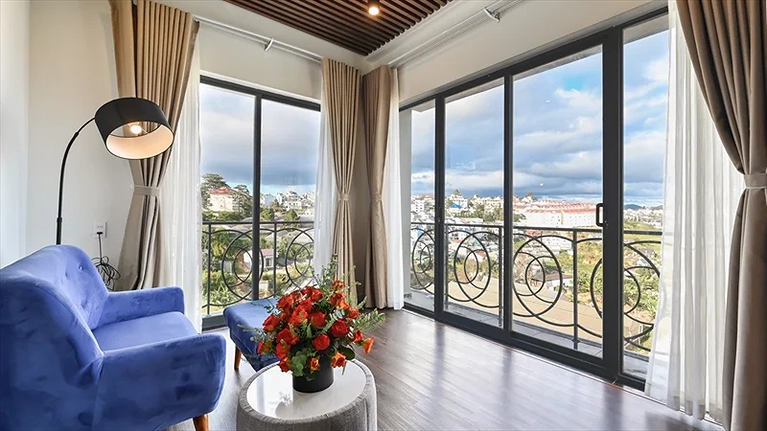 Đắm chìm trong "chiếc" view toàn cảnh Thung Lũng Đèn