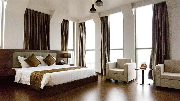 Imperial Boat Hải Phòng