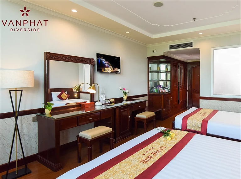 Khách sạn Vạn Phát Riverside Cần Thơ