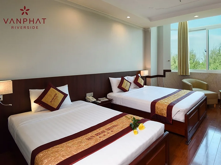 Khách sạn Vạn Phát Riverside Cần Thơ