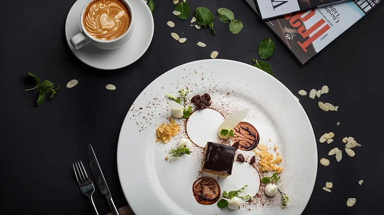 Món ăn tại nhà hàng