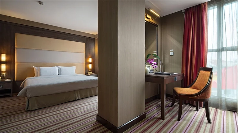 Khách sạn Silk Path Luxury Hà Nội