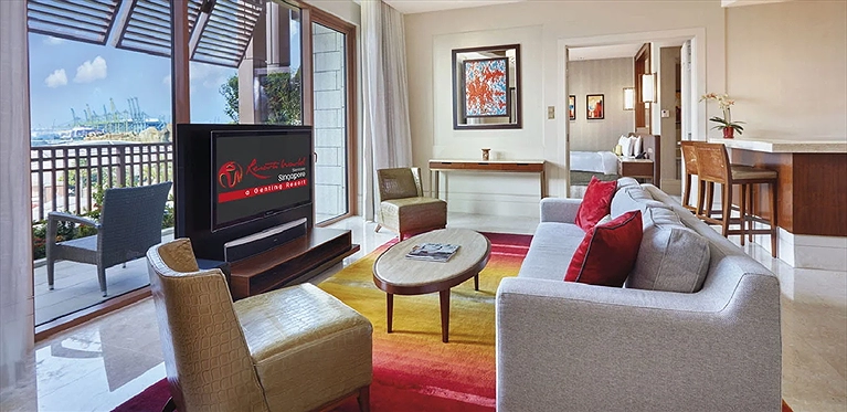 Phòng Suite Deluxe sang trọng và ấm cúng