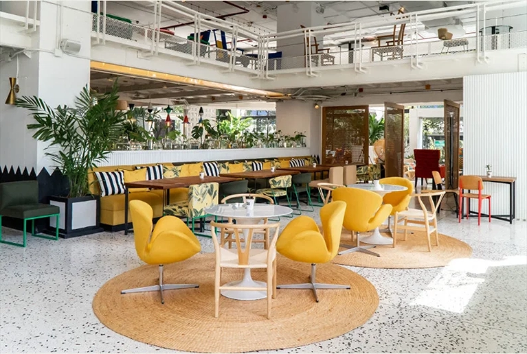 Không gian ăn uống được lấy cảm hứng từ nghệ thuật